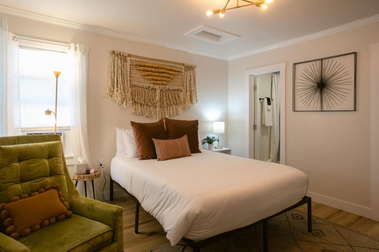 Waterfront River Apartments Rogue River Ngoại thất bức ảnh
